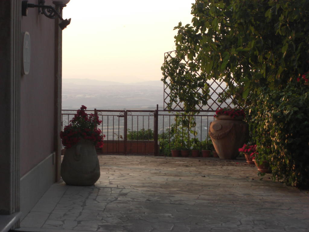 Albergo Villa Nobile Chiaramonte Gulfi Ngoại thất bức ảnh